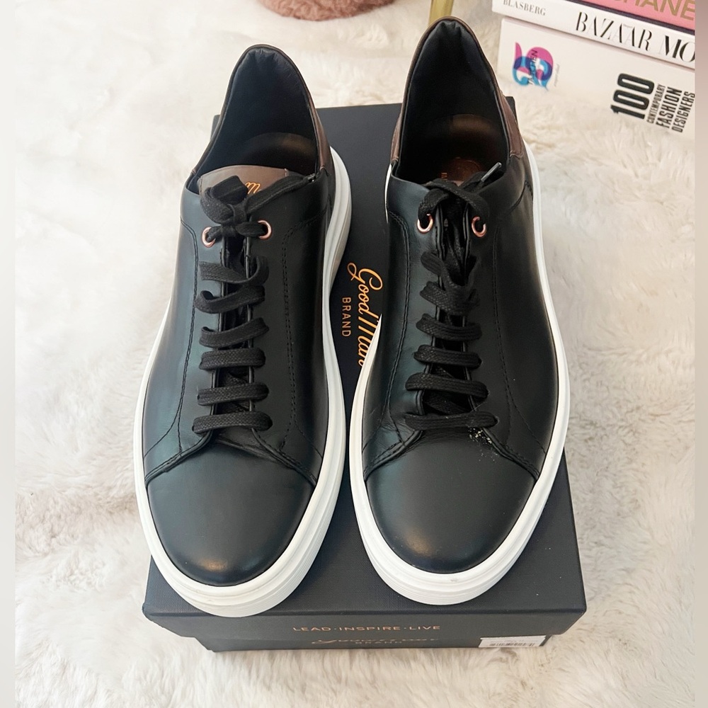 Sz 8.5 GoodMan NWB Legand London Shoes